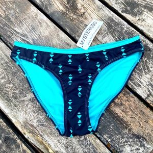 NWT Mysterioso blue/teal geometric swim bottoms, M
